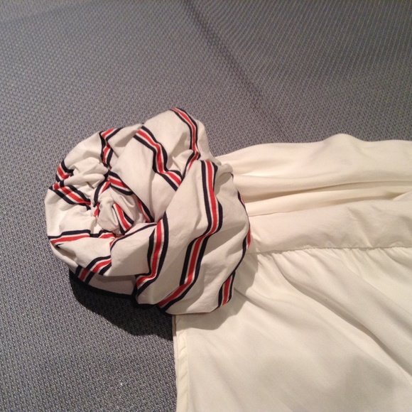 One shoulder top - Picture 2 of 2